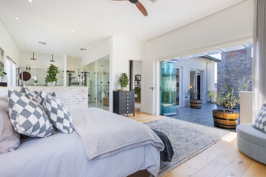 4 Bedroom Property for Sale in Val De Vie Estate Western Cape